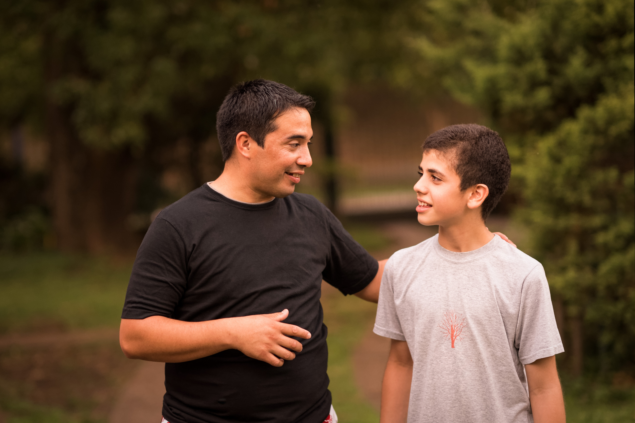 Ayah anak. Father and son. Father with son. Наследие отец и сын. Tayova father.